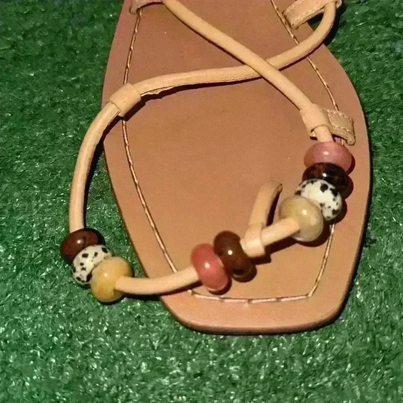 Loeffler Randall - Picture 4 of 5